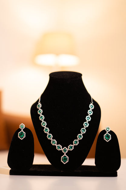 green long necklaces for women