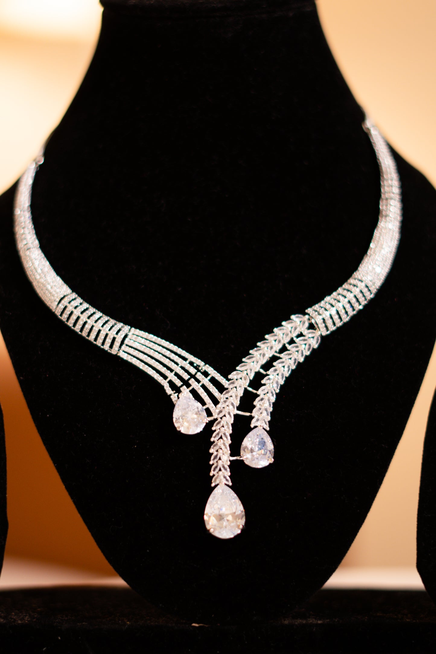 Waterdrop White CZ Diamond Simulant Necklace Set